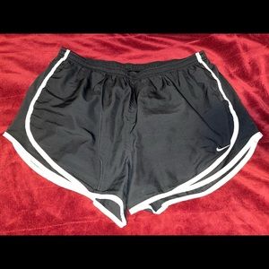 Nike shorts, X-Large, Black & White